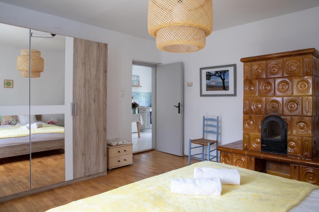 Oliva 8 Fos Balatoni Nyaralo Villa Балатонакаратя Екстериор снимка